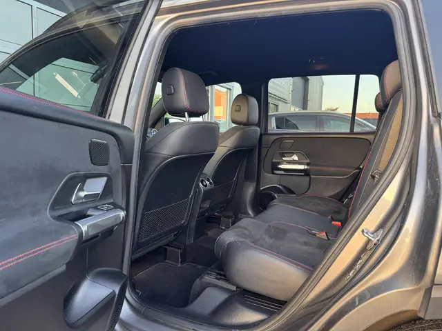 Mercedes-Benz GLB 250 4MATIC Premium Plus 2020 Benzine 14