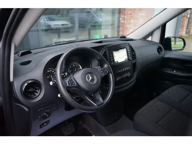 Mercedes-Benz Vito 119 CDI 4x4, Lang, 2021 Diesel 20