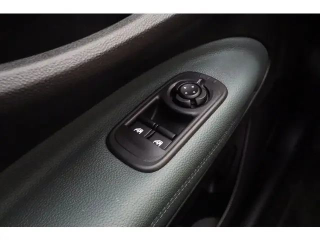 Fiat 500 Giorgio Armani Edition 42 kWh 2025 Elektrisch 18