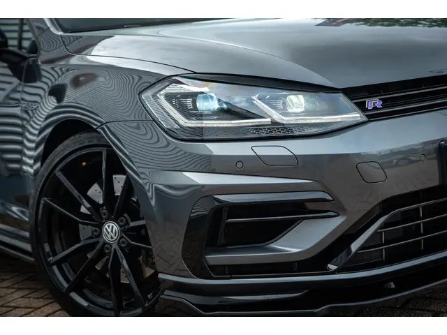 Volkswagen Golf 2.0 TSI 4Motion R 2017 Benzine 33