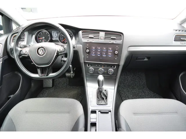 Volkswagen Golf Variant 1.0 TSI Comfortline 2019 Benzine 4