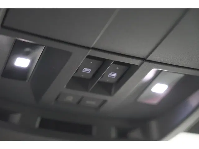 Peugeot 3008 1.2 Hybrid 136 GT 2025 Hybride Benzine 43