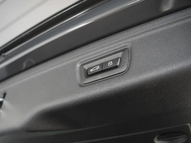 BMW 3 Serie Touring M340i xDrive 2024 Benzine 29