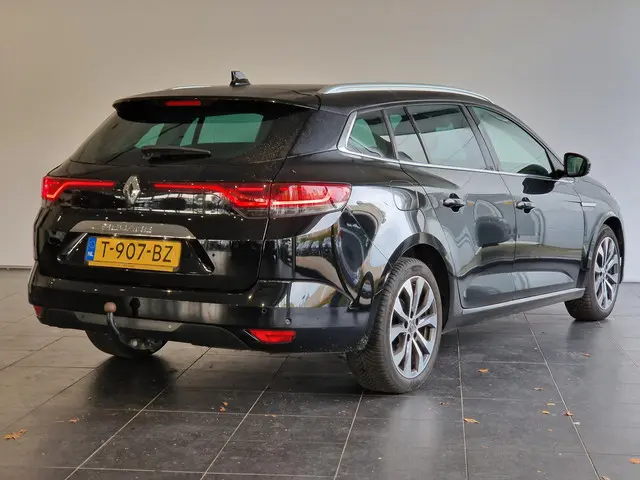 Renault Mégane Estate 1.3 TCe 140 Techno 2023 Benzine 2