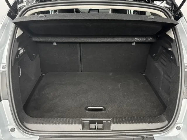 Renault Captur 1.0 TCe 90 techno 2024 Benzine 24