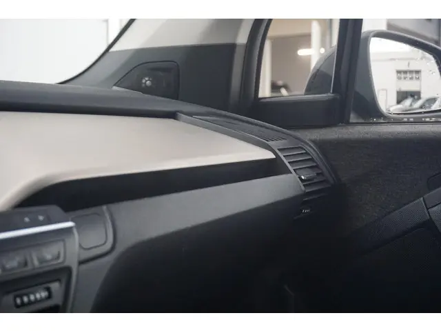 BMW i3 Executive Edition 120Ah 42 kWh 2021 Elektrisch 12