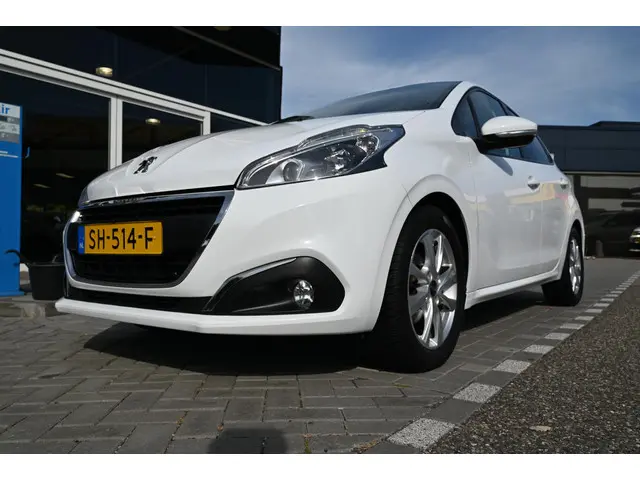 Peugeot 208 1.2 PureTech Blue Lion 2018 Benzine 4