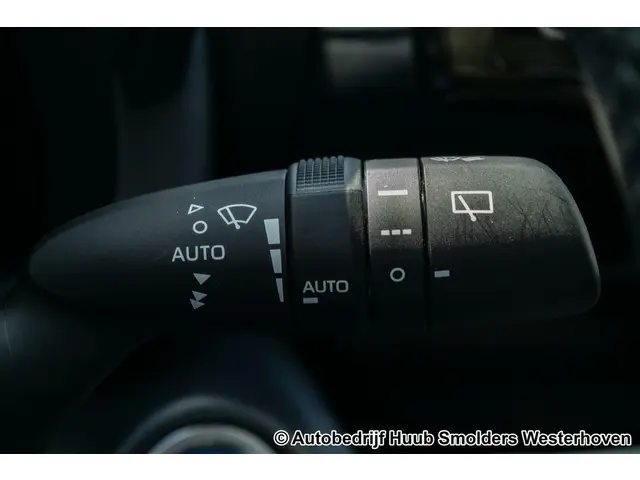 Toyota Yaris Cross 1.5 Hybrid Active 2024 Hybride Benzine 28