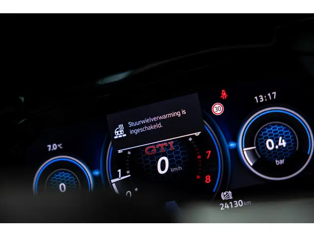 Volkswagen Golf 2.0 TSI GTI Clubsport 2024 Benzine 30