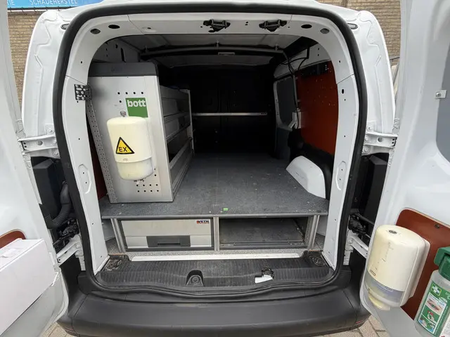 Mercedes-Benz Citan 108 CDI L1 Pro 2022 Diesel 13