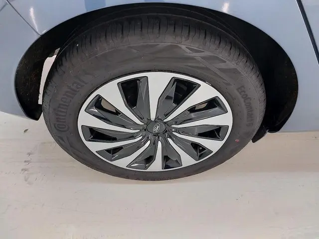 Ford Fiesta 1.0 EcoBoost Hybrid Titanium 2023 Benzine 31