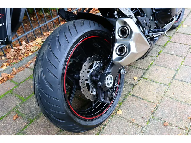 Kawasaki Z1000 Z1000SX | ABS BLACK EDITION 2018 Benzine 17