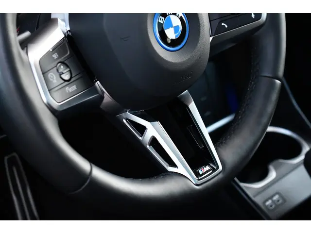 BMW X1 xDrive25e M-Sport 2024 Hybride Benzine 76