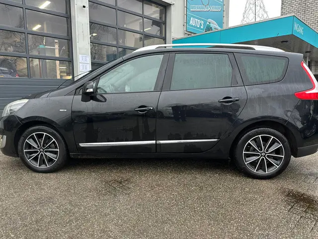 Renault Grand Scénic 1.2 TCe Bose 2013 Benzine 8