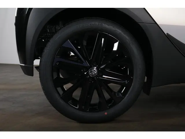 Toyota Aygo X 1.0 VVT-i MT JBL, 2025 Benzine 7