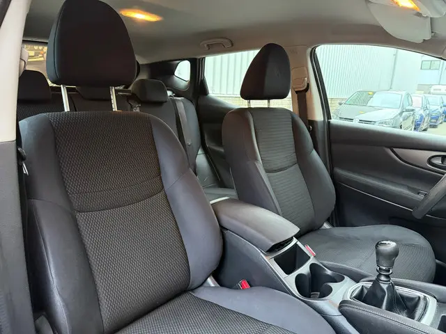 Nissan QASHQAI 1.2 Acenta 2014 Benzine 22