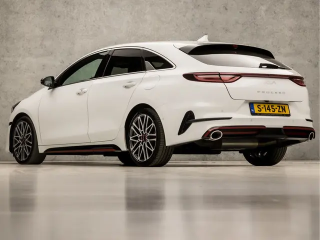 Kia ProCeed 1.6 T-GDi GT 2022 Benzine 3