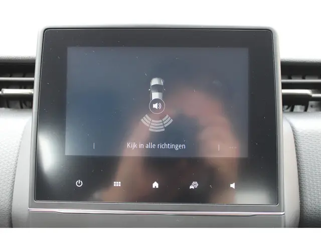 Renault Clio TCe 90 Equilibre 2023 Benzine 25