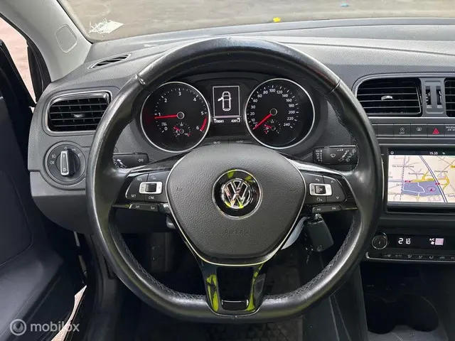 Volkswagen Polo 1.4 TDI Comfortline 2016 Diesel