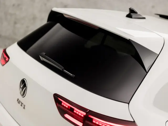 Volkswagen Golf 2.0 TSI GTI 2020 Benzine 35