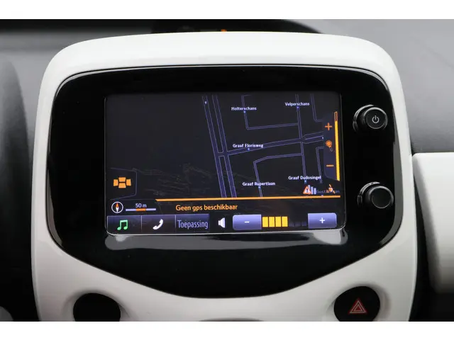 Toyota Aygo 1.0 VVT-i x-wave Cabrio 2015 Benzine 5