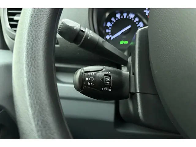 Citroën Jumpy 2.0 BlueHDI 145 M Club 2022 Diesel 26