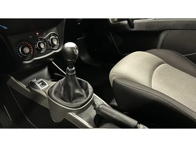 Alfa Romeo MiTo 0.9 TwinAir SBK AIRCO LM. 2013 Benzine 35