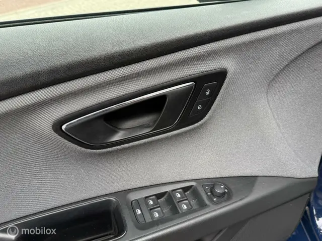 SEAT Leon 1.6 TDI Style TREKHAAK, BTW 2018 Diesel 16