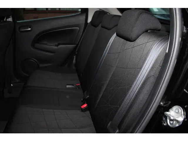 Mazda 2 1.3 Hanabi 2013 Benzine 11