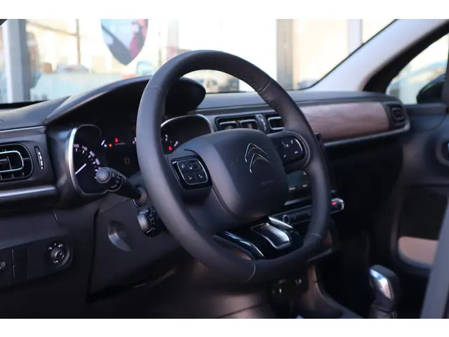Citroën C3 1.2 PureTech Max 2024 Benzine 25