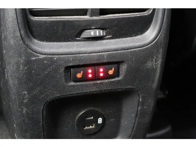 Ford Kuga 2.5 PHEV Titanium 2021 Hybride Benzine 14