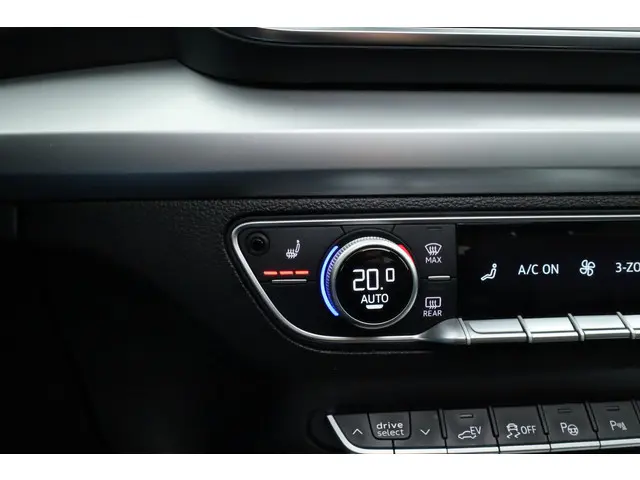 Audi Q5 50 TFSI e 2021 Hybride Benzine 36