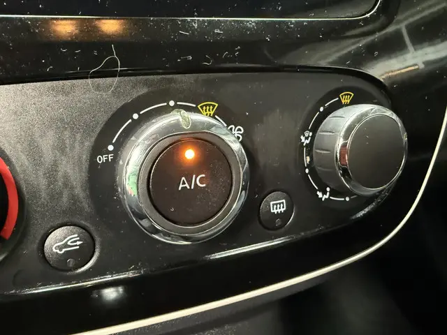 Renault Captur 0.9 TCe Intens 2019 Benzine 13