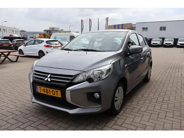 Mitsubishi Space Star 1.2 Connect+ 2023 Benzine 7