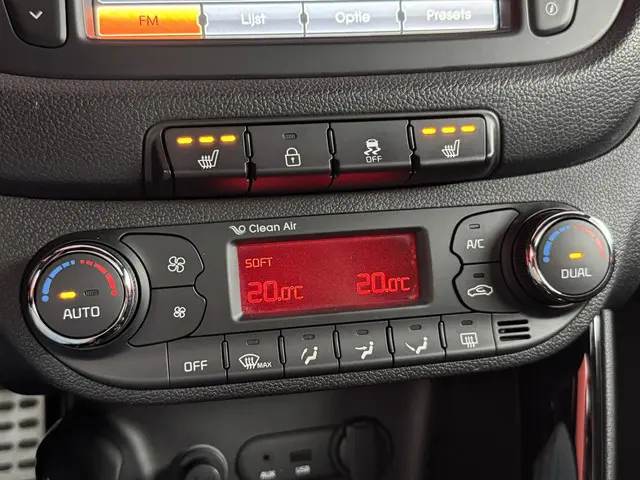 Kia pro_cee'd 1.6 GT First Edition 2013 Benzine 42