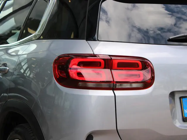 Citroën C5 Aircross 1.6 PureTech Shine 2019 Benzine 26
