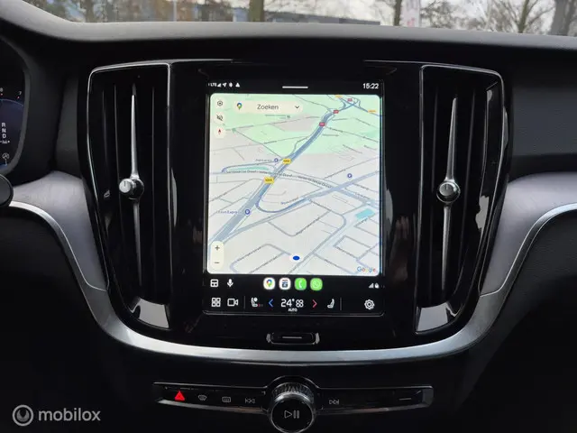 Volvo V60 2.0 B3 PLUS DARK 2023 Hybride Benzine 18