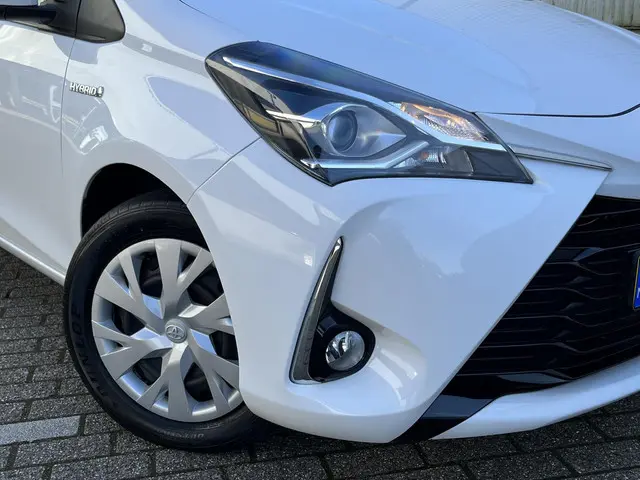 Toyota Yaris 1.5 Hybrid Active 2019 Hybride Benzine 34