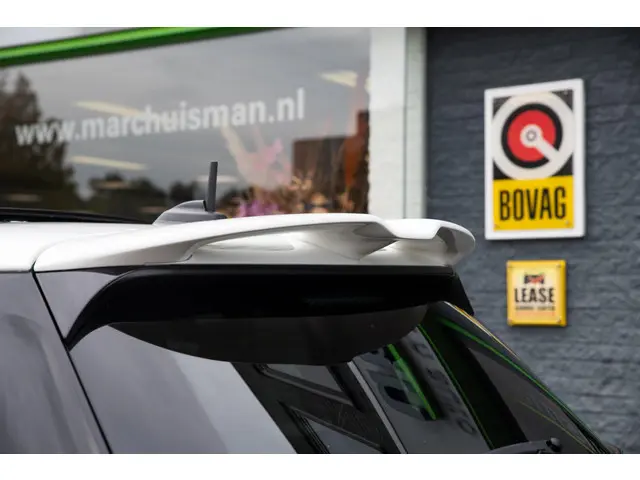 MINI Cooper S 2.0 Resolute Edition 2023 Benzine 50