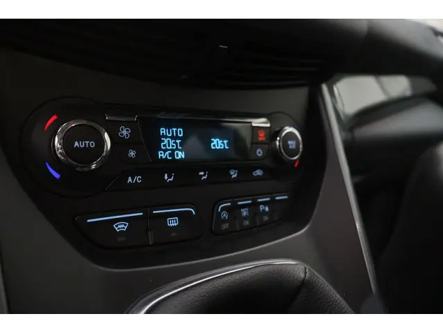 Ford Grand C-Max 1.0 Titanium 7 Persoons 2013 Benzine 22