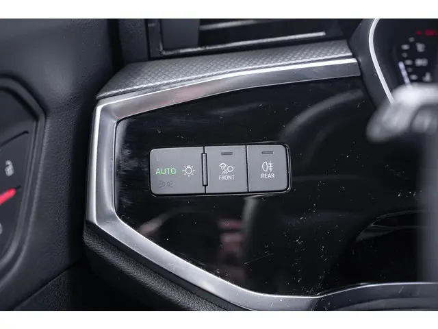 Audi Q3 40 TFSI quattro S Line Pro Line S 2019 Benzine 40