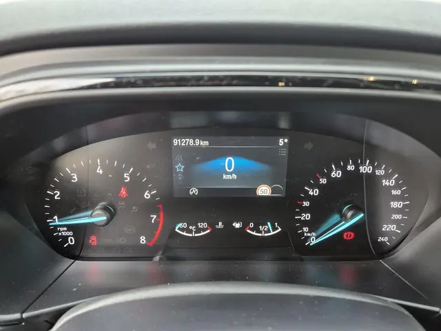 Ford Focus 1.0 EcoBoost Hybrid ST Line 2022 Benzine 5