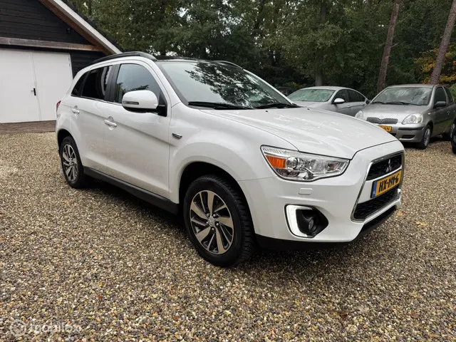 Mitsubishi ASX 2
