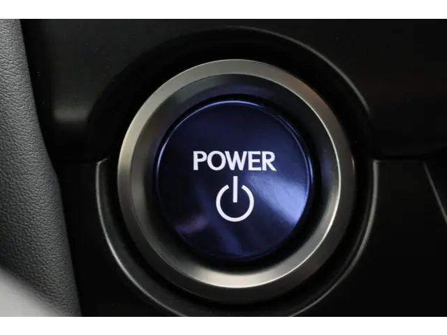 Lexus UX 250h Luxury Line 2022 Hybride Benzine 21