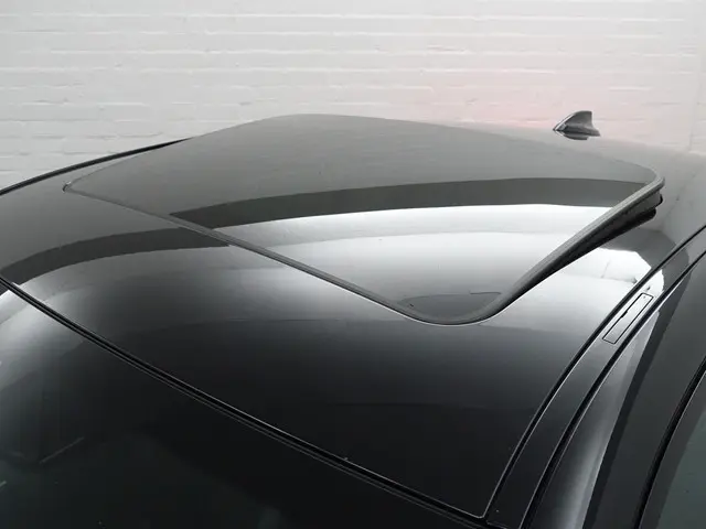 BMW 3 Serie 330e M Sport- 2022 Hybride Benzine 5