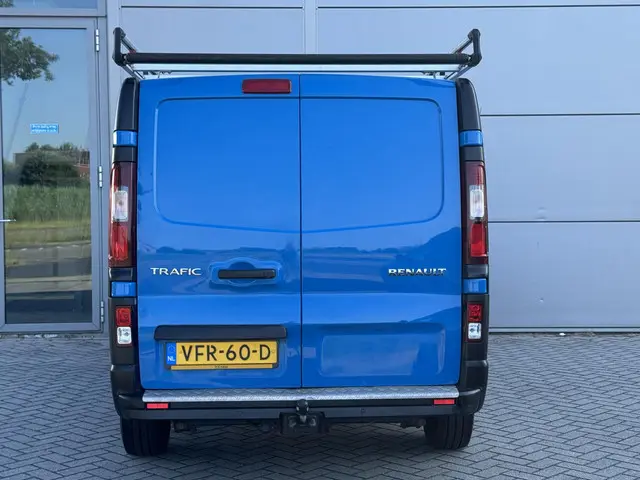 Renault Trafic 1.6 dCi 95 T27 L1H1 Comfort 2020 Diesel 10