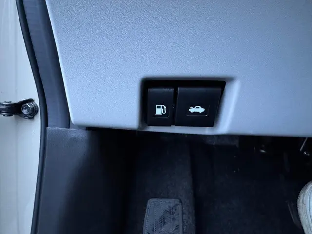 Suzuki Swift 1.2 Select Smart Hybrid 2024 Benzine 21