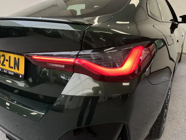 BMW i4 M50 84 kWh 2022 Elektrisch 35