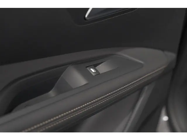 Peugeot 5008 PureTech 130 EAT8 GT 2023 Benzine 27