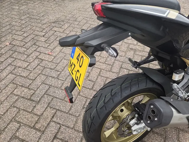 TRMotor TR125-2 TR 125-2 Black edtion 2025 Benzine 35